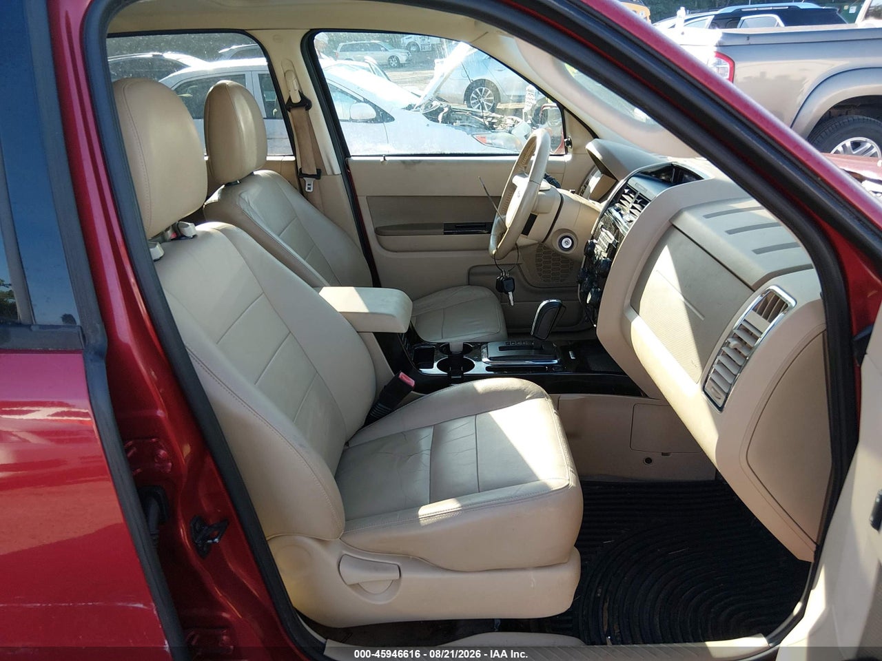 2010 FORD ESCAPE LIMITED · 5/11