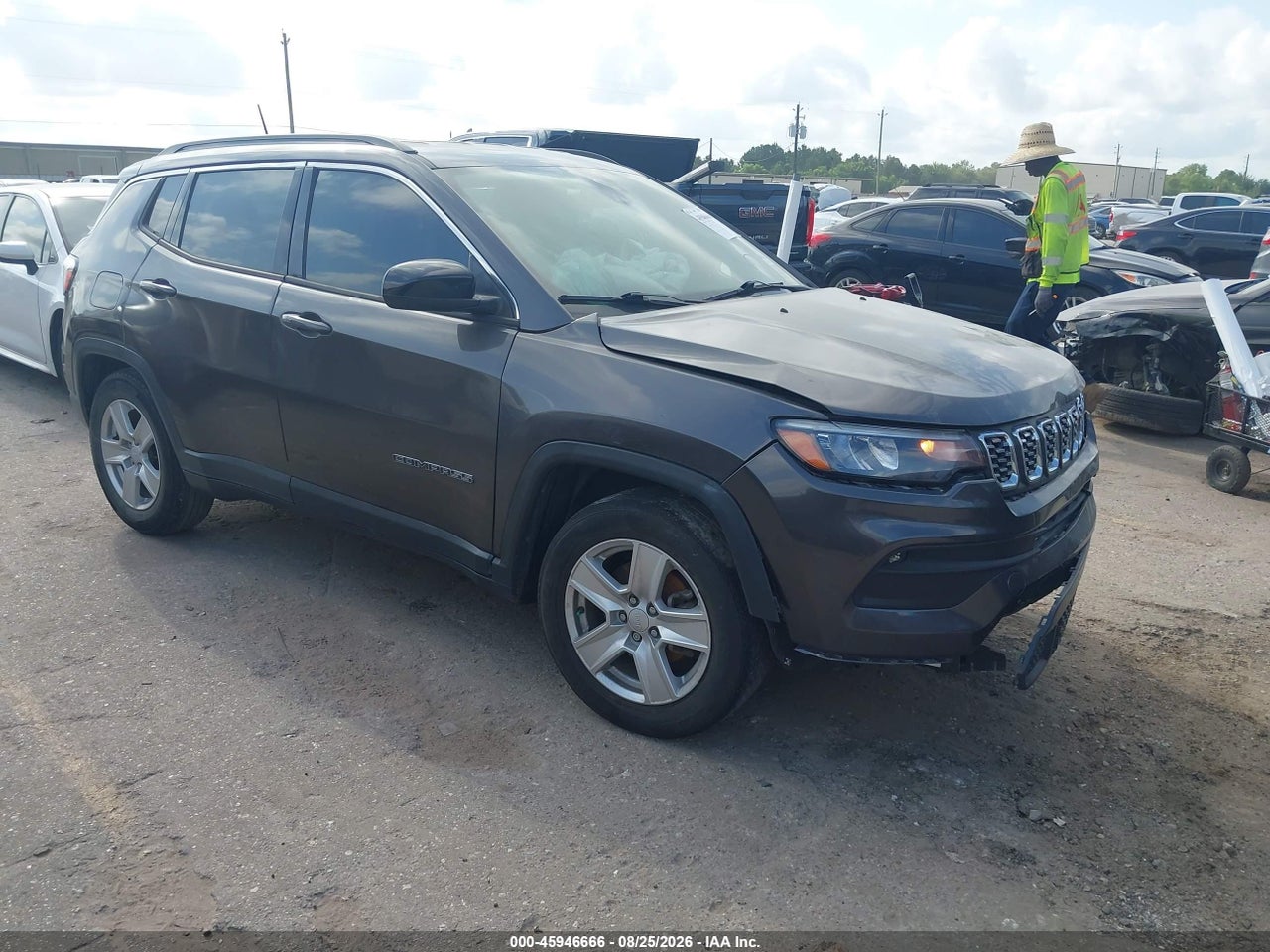 3C4NJCBBXNT****** · 2022 JEEP COMPASS LATITUDE FWD