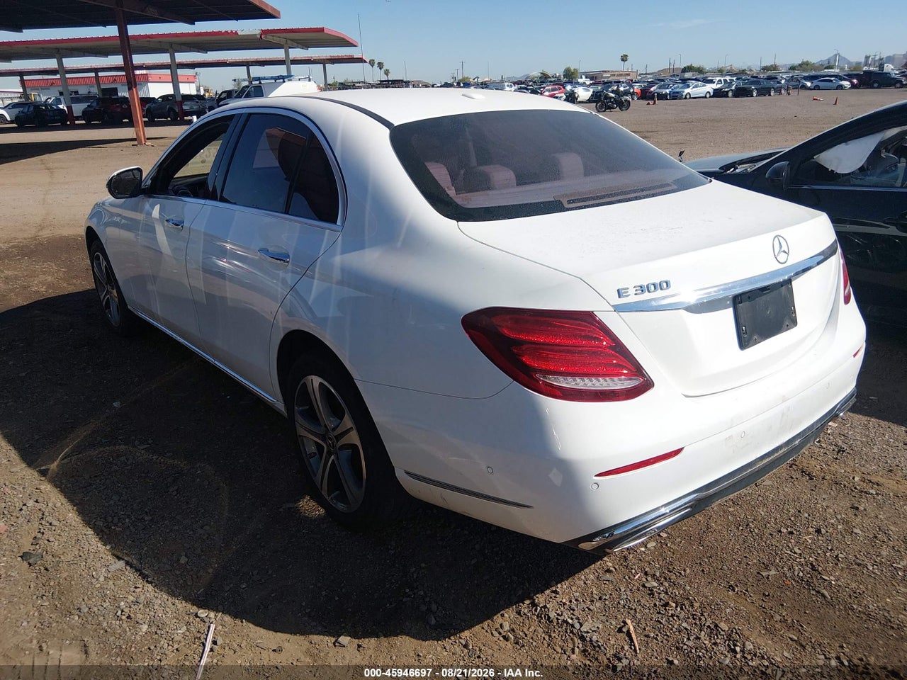2017 MERCEDES-BENZ E 300 · 3/11