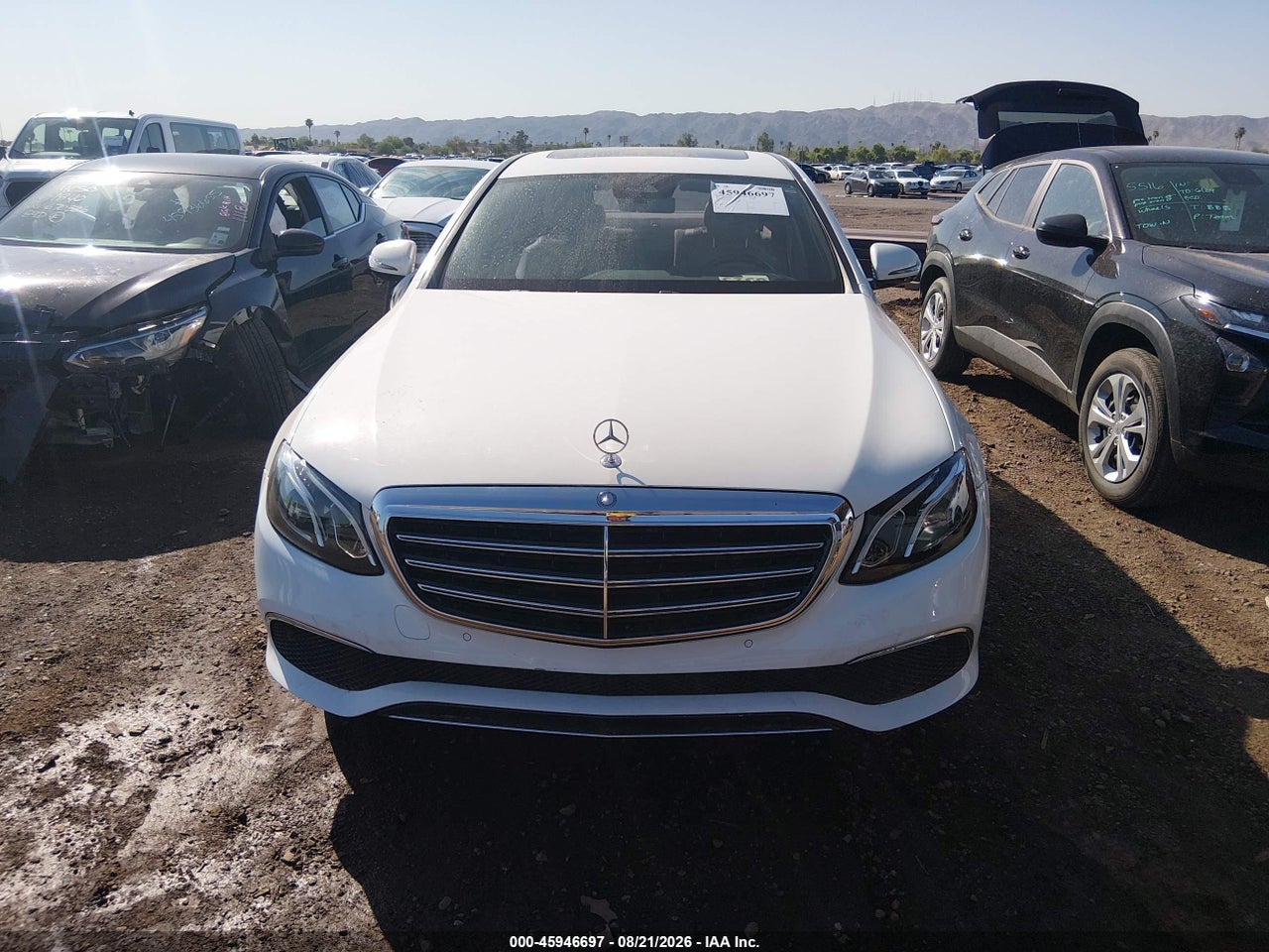 2017 MERCEDES-BENZ E 300 · 6/11