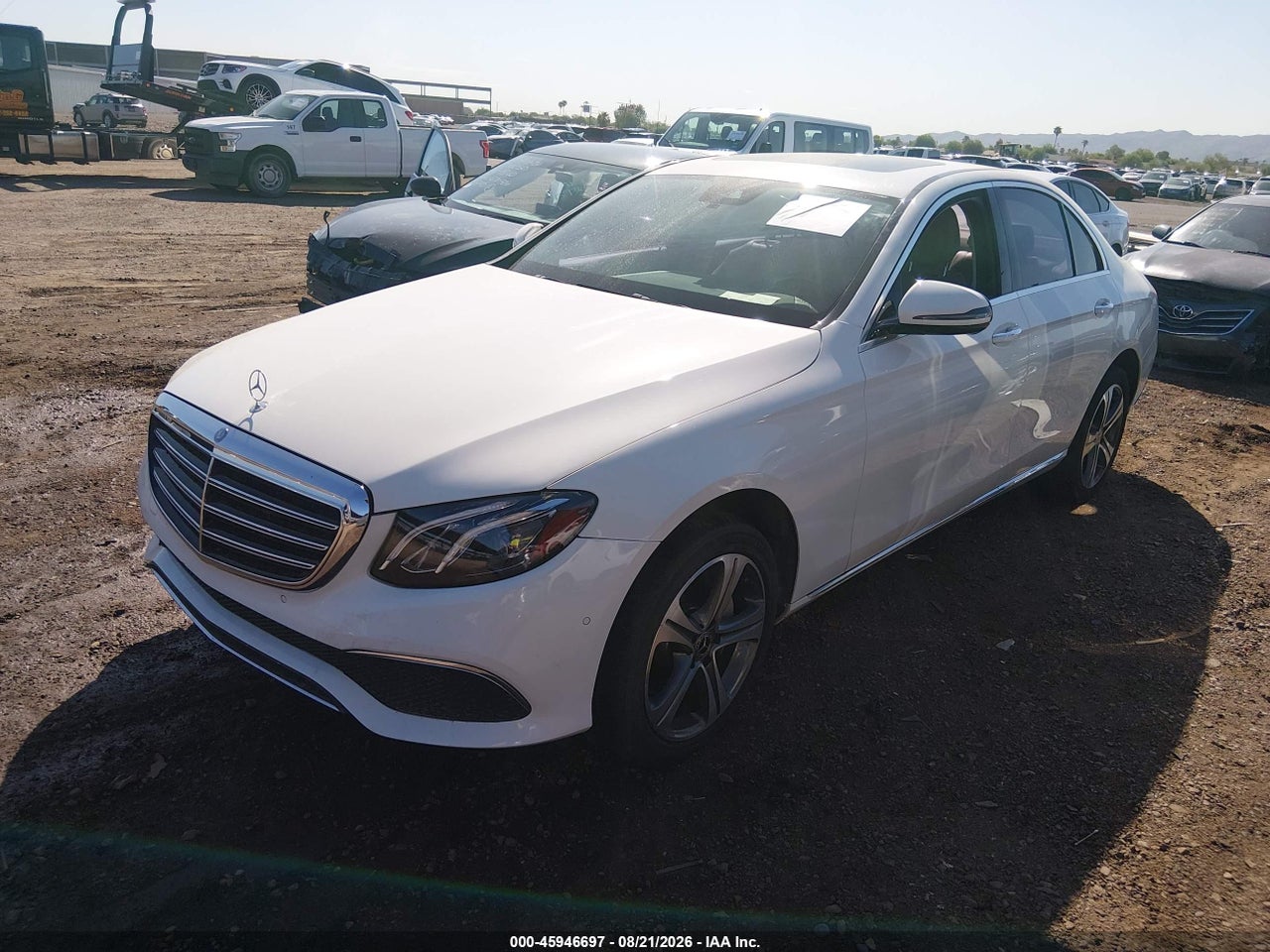 2017 MERCEDES-BENZ E 300 · 2/11