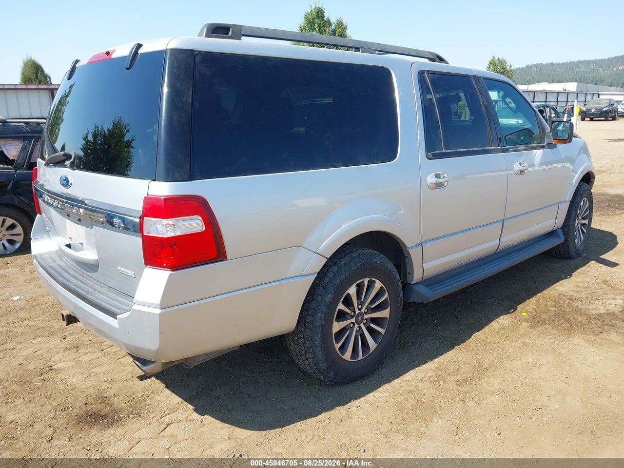 2015 FORD EXPEDITION EL XLT · 4/11