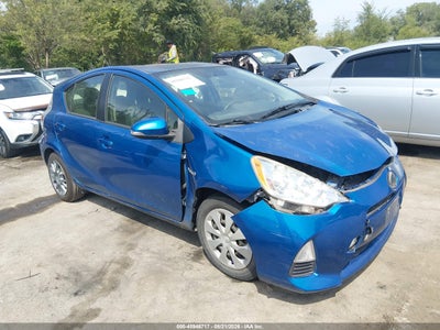 2013 TOYOTA PRIUS C TWO