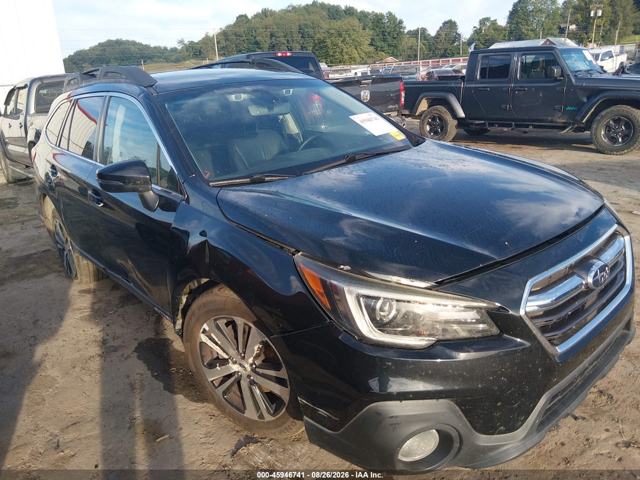 4S4BSENC9J3****** · 2018 SUBARU OUTBACK 3.6R LIMITED