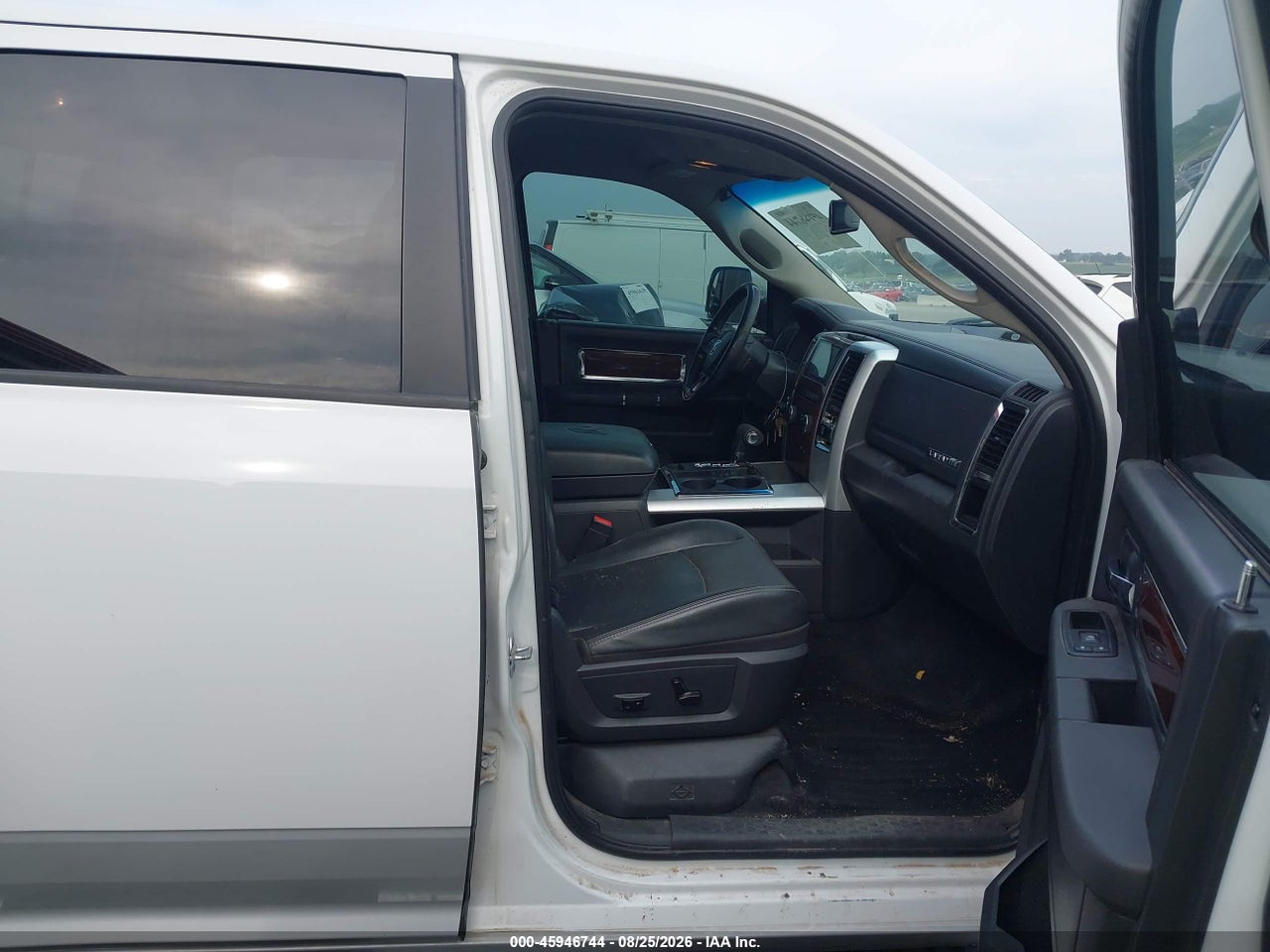 2012 RAM 1500 LARAMIE · 5/11