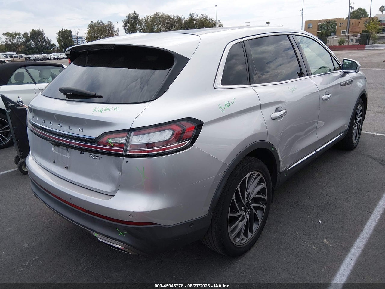 2019 LINCOLN NAUTILUS RESERVE · 4/11