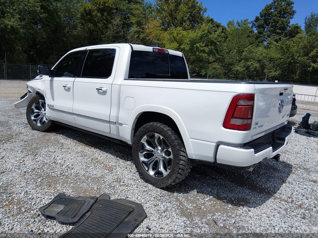 2019 RAM 1500 LIMITED  4X4 5'7 BOX · 3/11