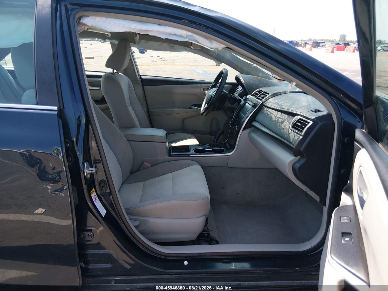 2017 TOYOTA CAMRY LE · 5/11