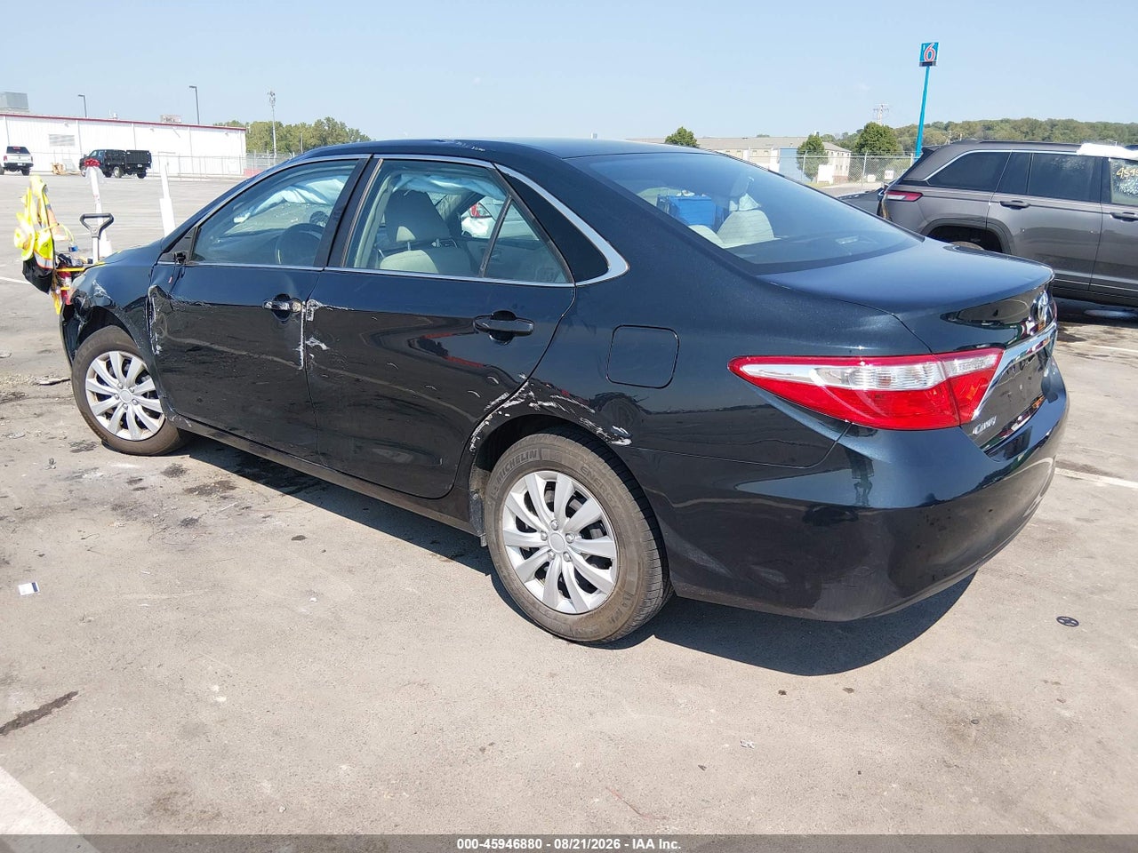 2017 TOYOTA CAMRY LE · 3/11