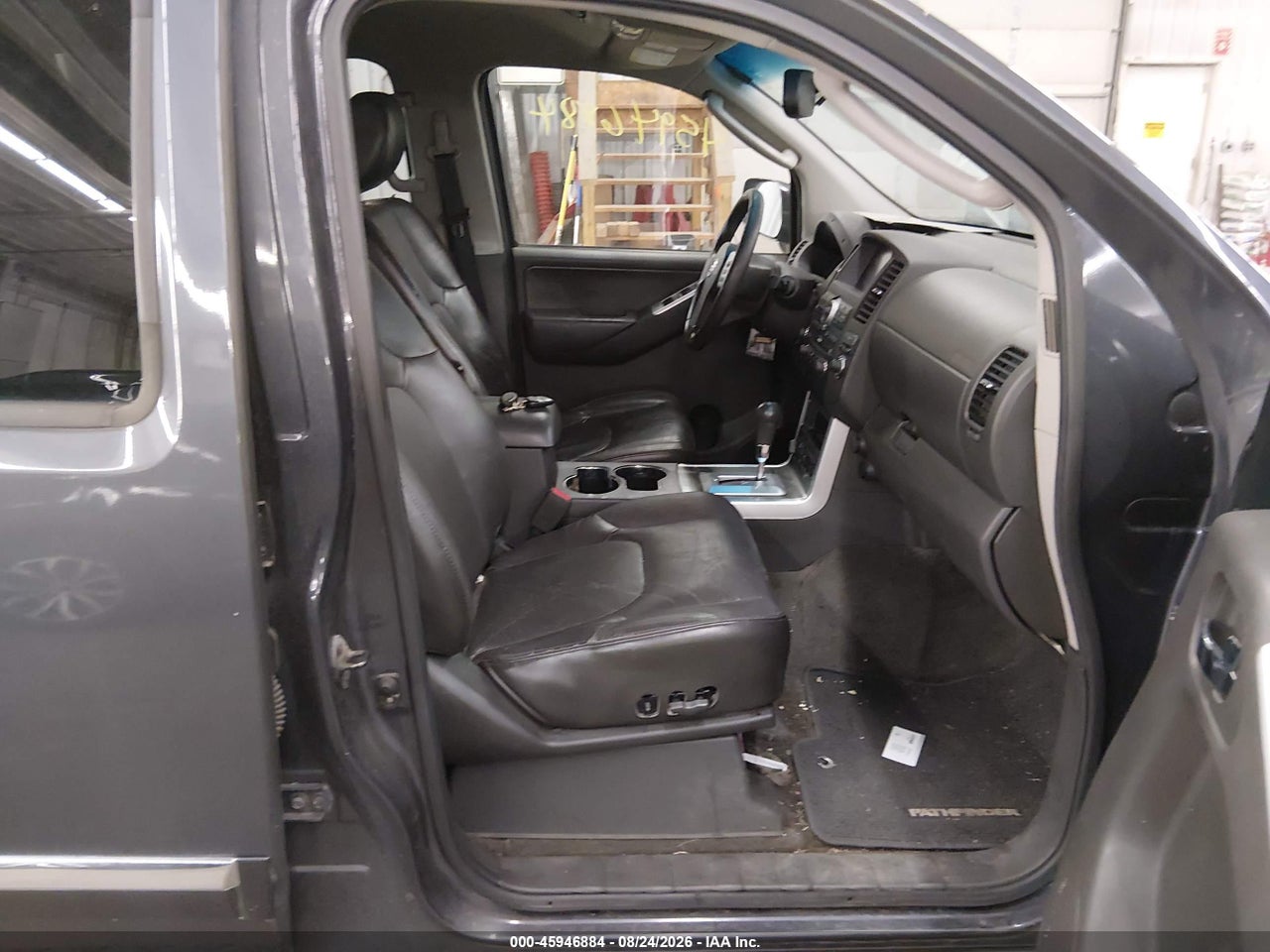 2012 NISSAN PATHFINDER SILVER · 5/11