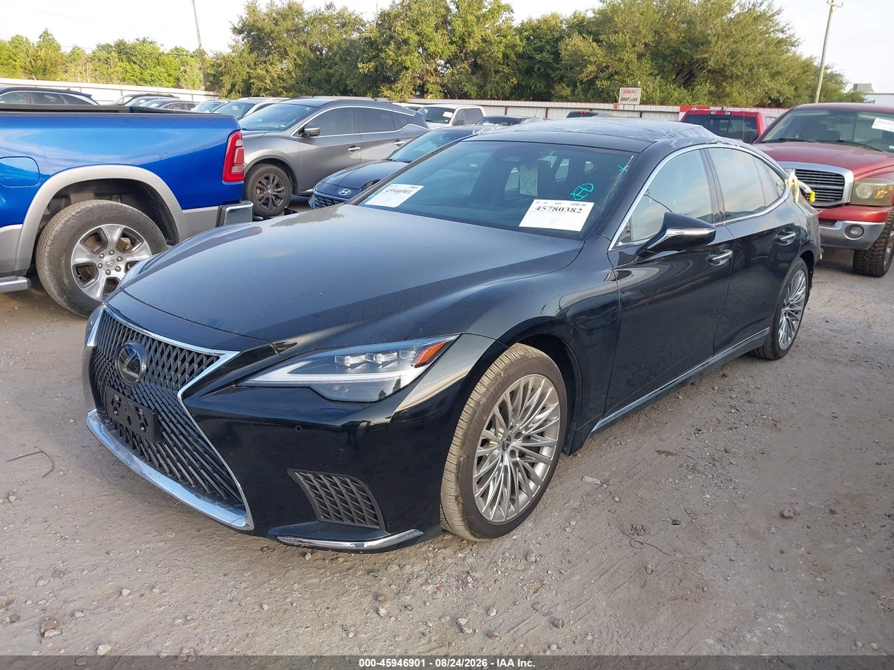 2024 LEXUS LS 500 · 2/11