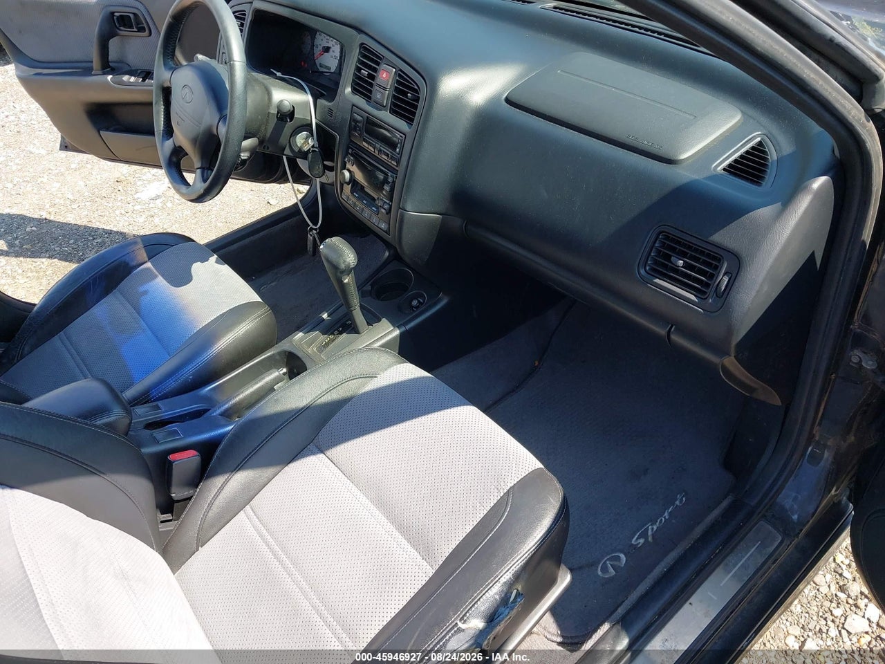 2002 INFINITI G20 LUXURY · 5/11