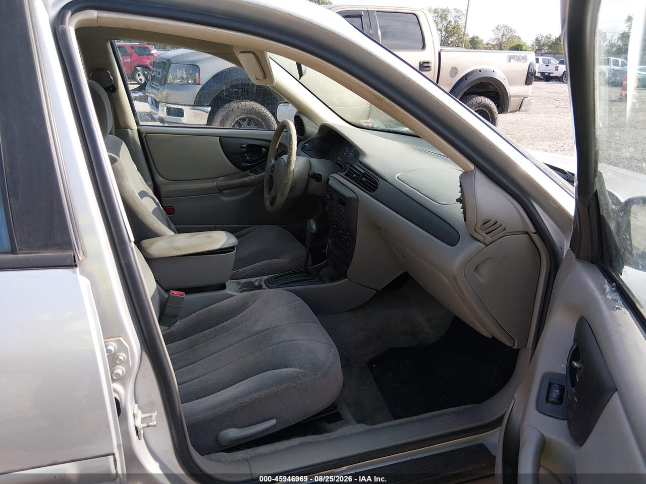 2004 CHEVROLET CLASSIC · 5/11