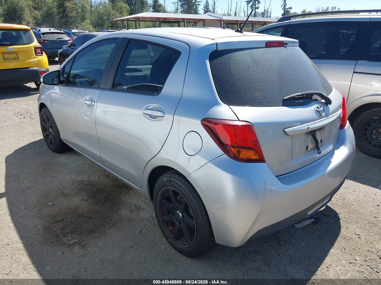 2015 TOYOTA YARIS L · 3/11