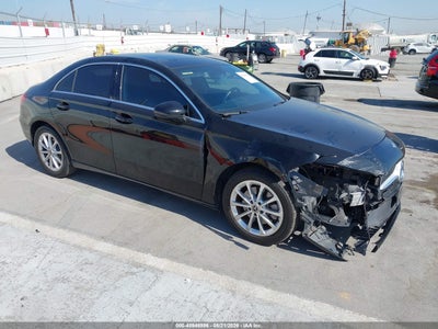 WDD3G4EB0KW****** · 2019 MERCEDES-BENZ A 220