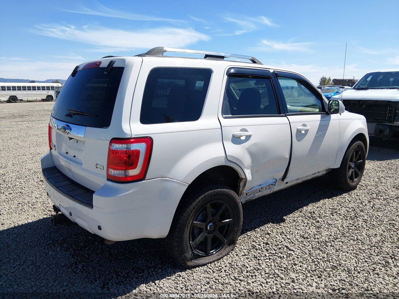 2012 FORD ESCAPE LIMITED · 4/11
