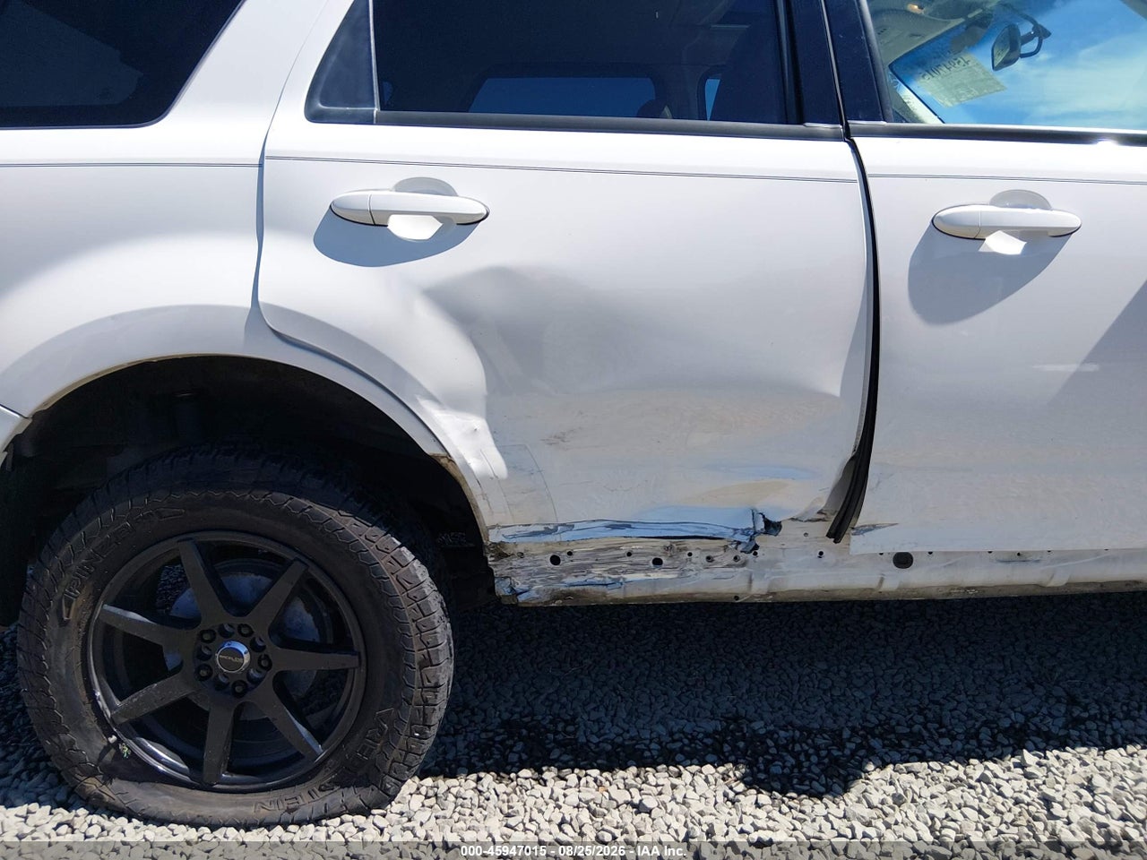 2012 FORD ESCAPE LIMITED · 6/11