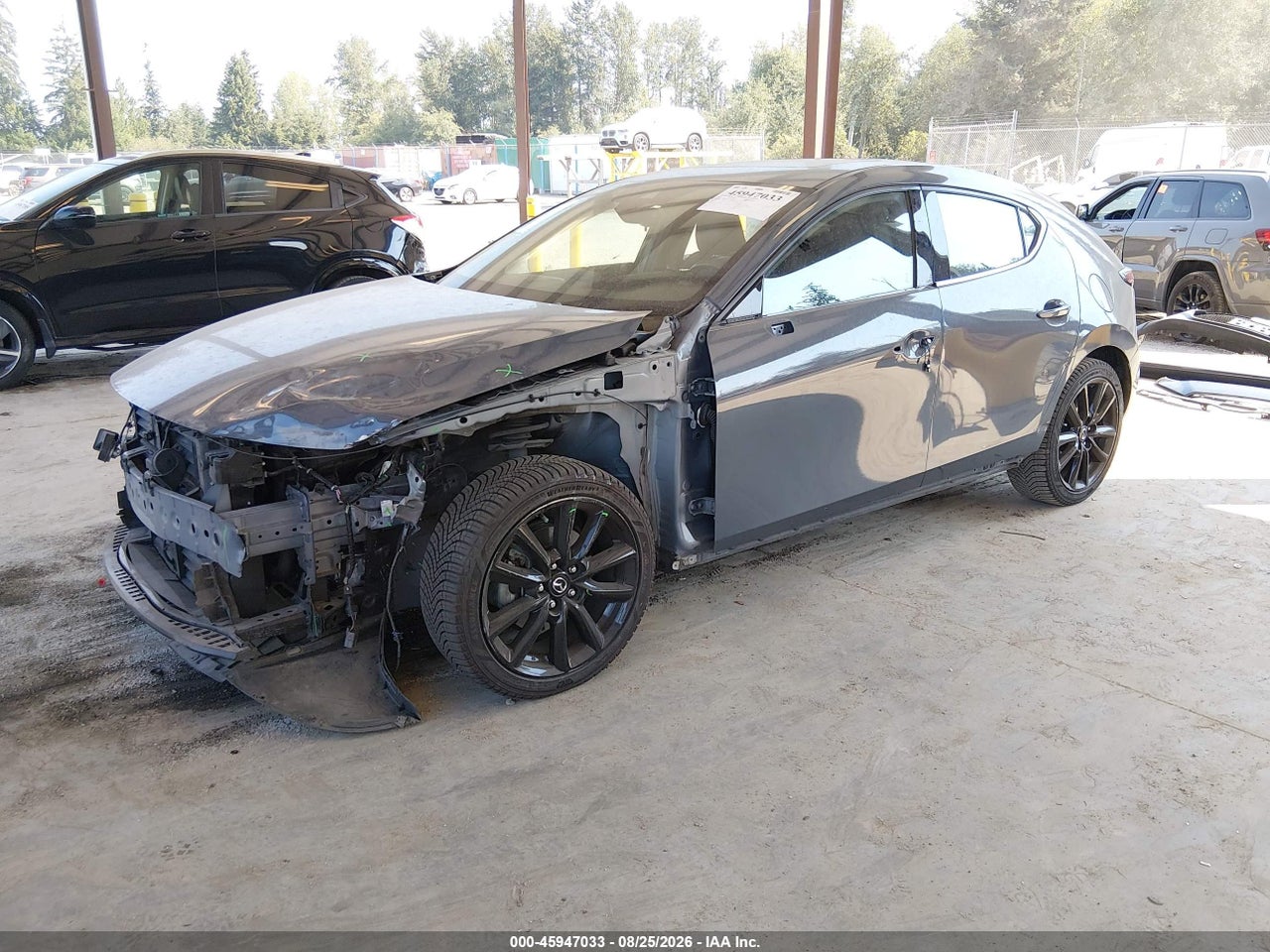 2020 MAZDA MAZDA3 PREMIUM PACKAGE · 2/11