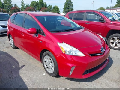2013 TOYOTA PRIUS V THREE