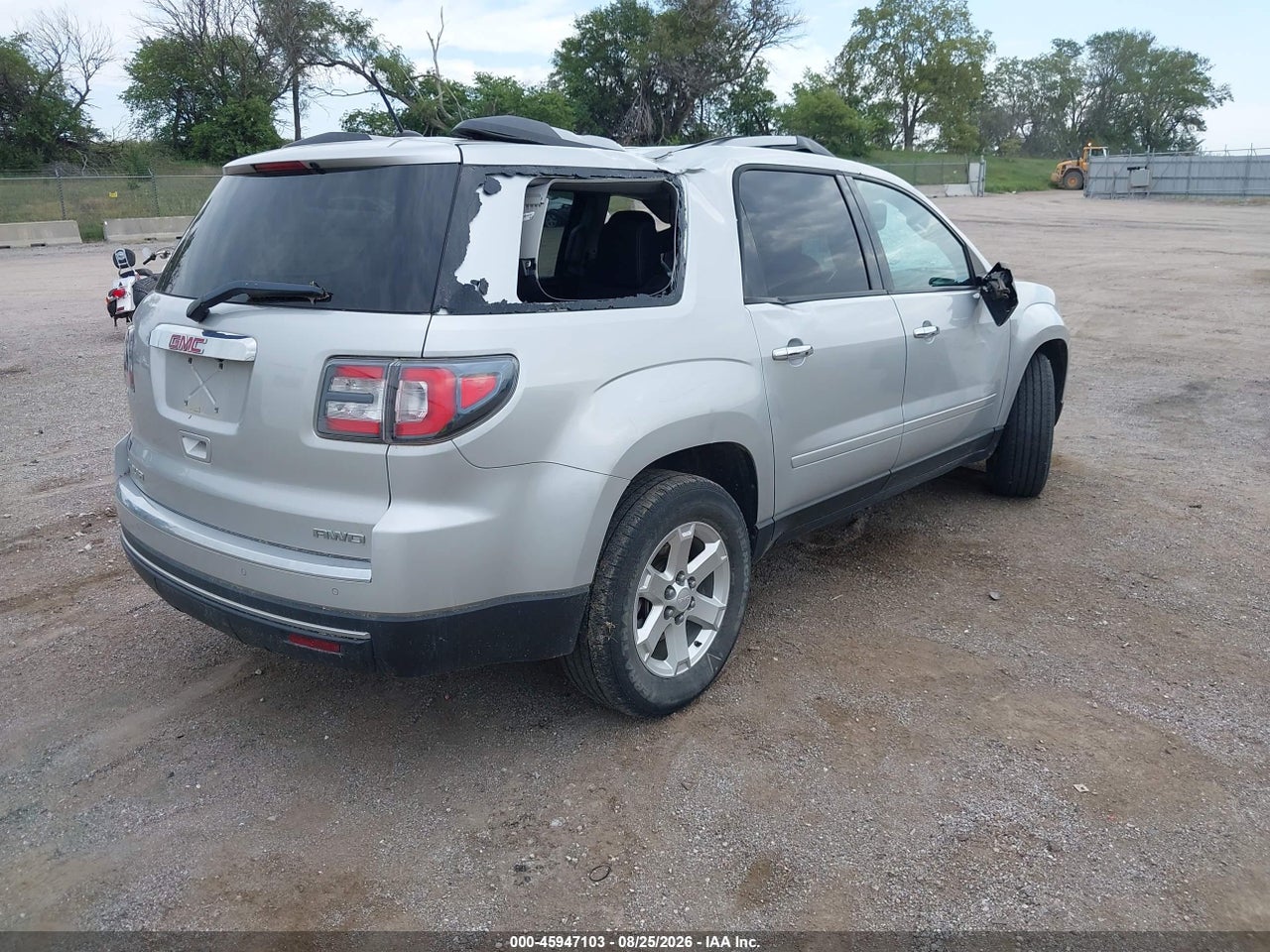 2015 GMC ACADIA SLE-2 · 4/11