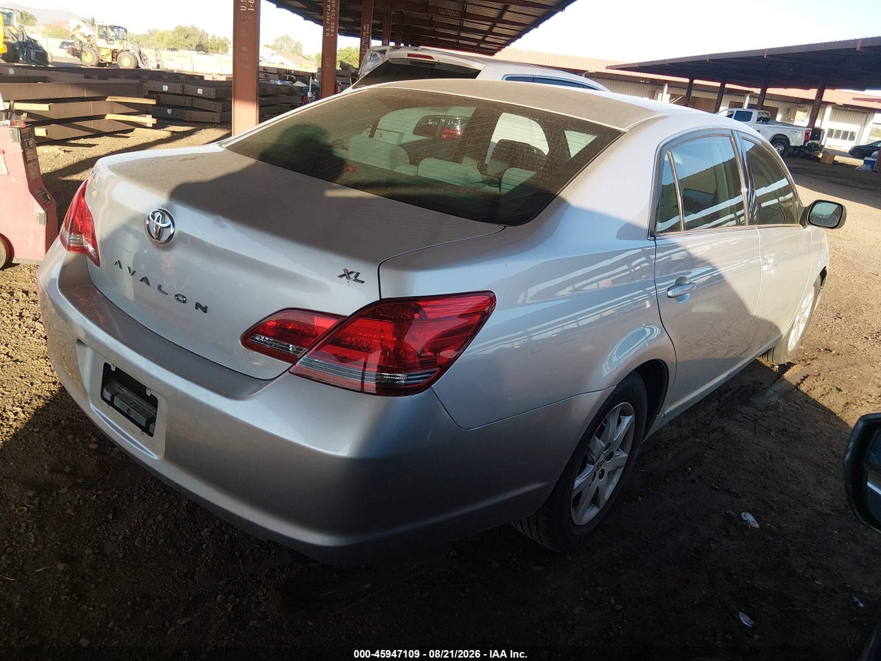 2008 TOYOTA AVALON XL · 4/11