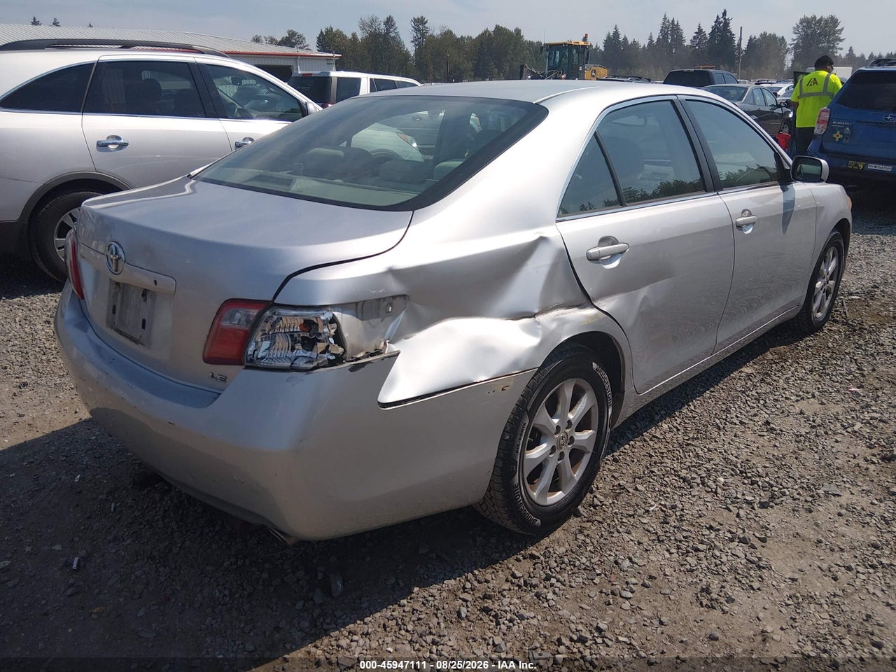 2007 TOYOTA CAMRY LE V6 · 4/9