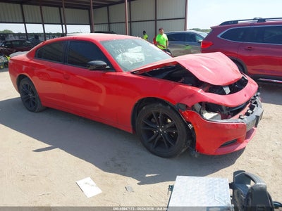 2C3CDXBG4JH****** · 2018 DODGE CHARGER SXT RWD