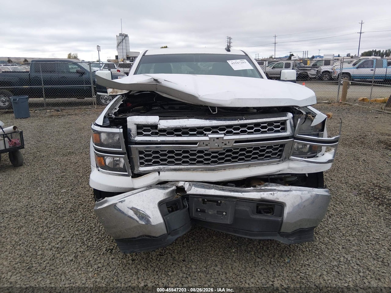 2015 CHEVROLET SILVERADO 1500 LT · 6/11
