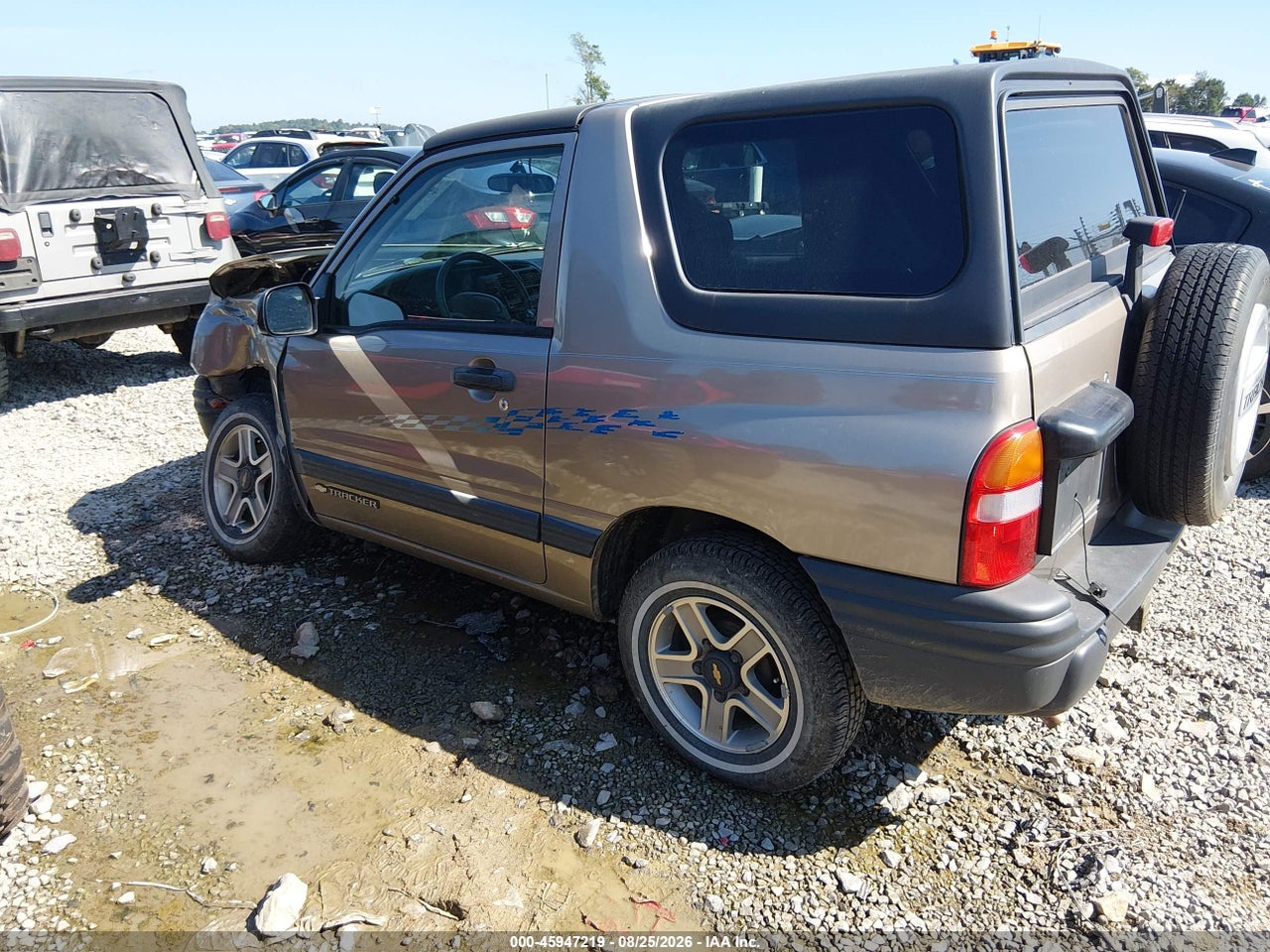 2002 CHEVROLET TRACKER · 3/11