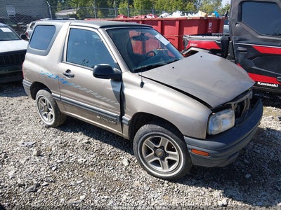 2002 CHEVROLET TRACKER