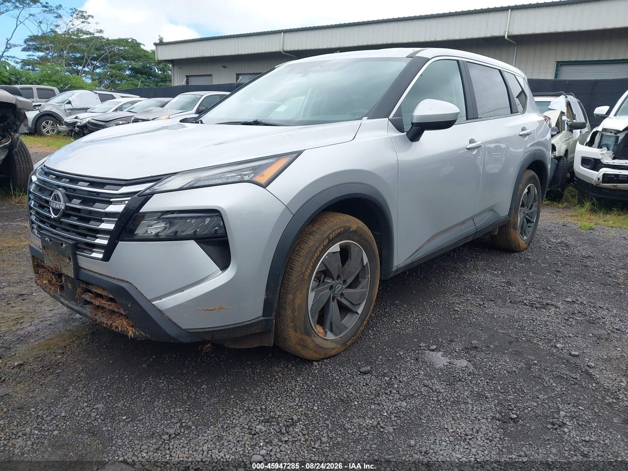 2025 NISSAN ROGUE SV INTELLIGENT AWD · 2/11