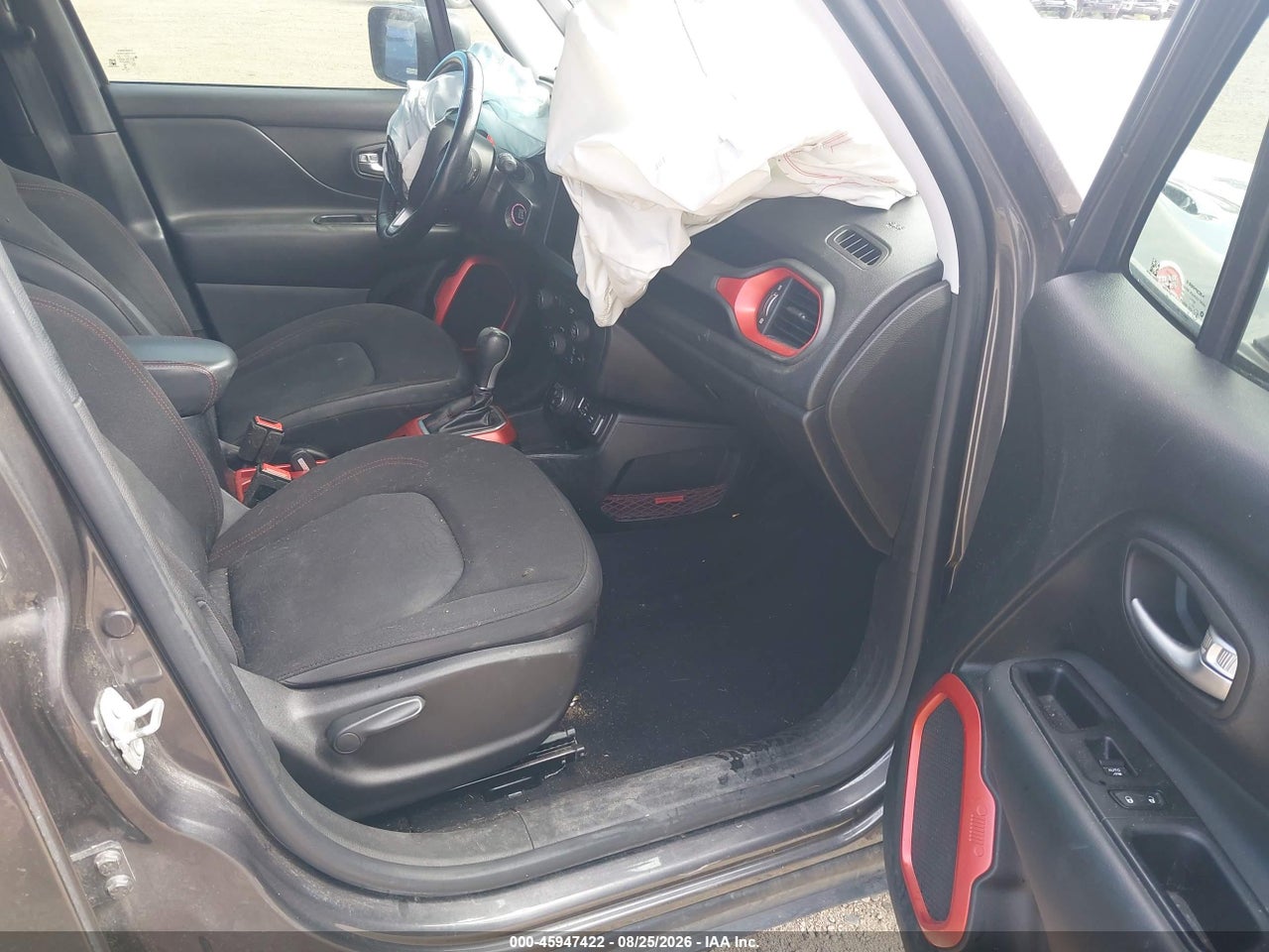 2019 JEEP RENEGADE TRAILHAWK 4X4 · 5/11