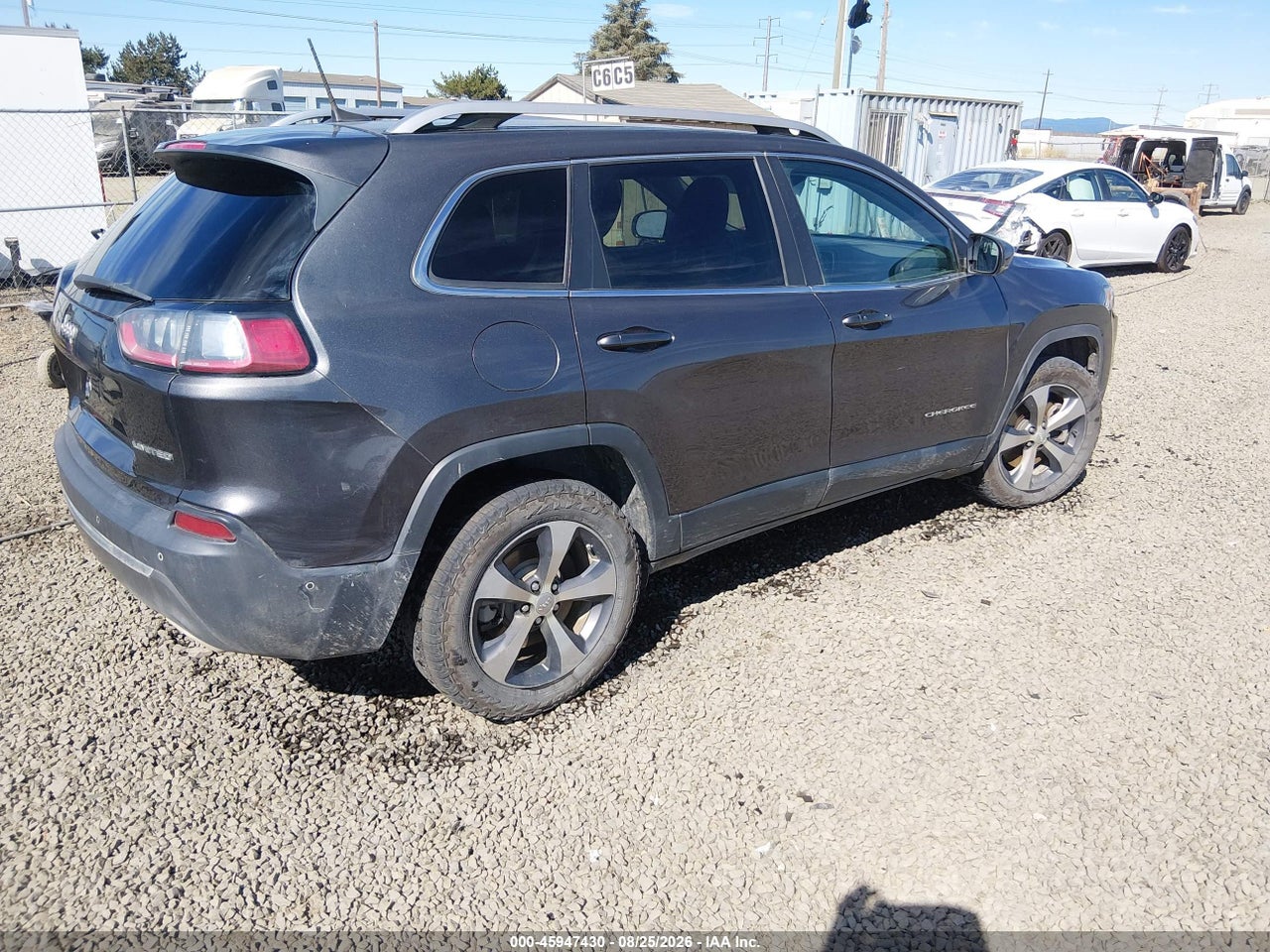 2019 JEEP CHEROKEE LIMITED 4X4 · 4/11