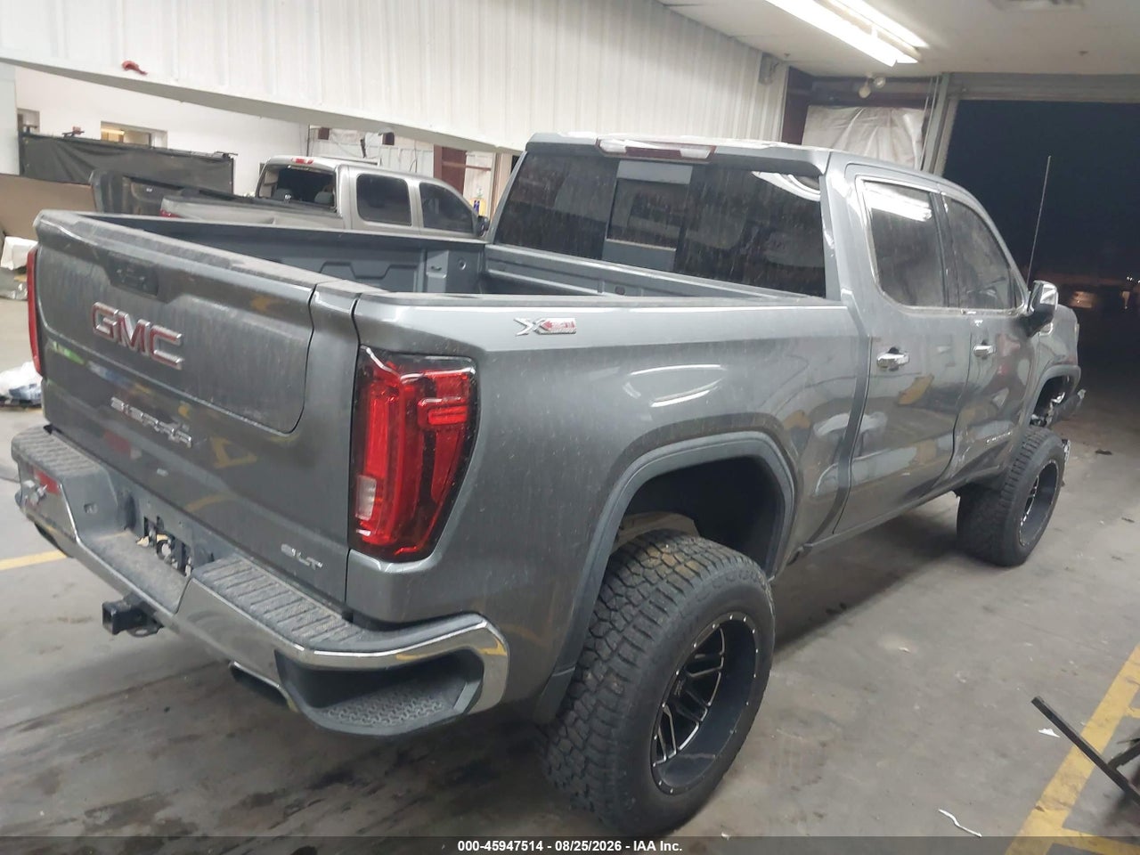 2020 GMC SIERRA 1500 4WD  SHORT BOX SLT · 4/11