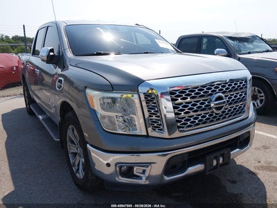 2017 NISSAN TITAN SV