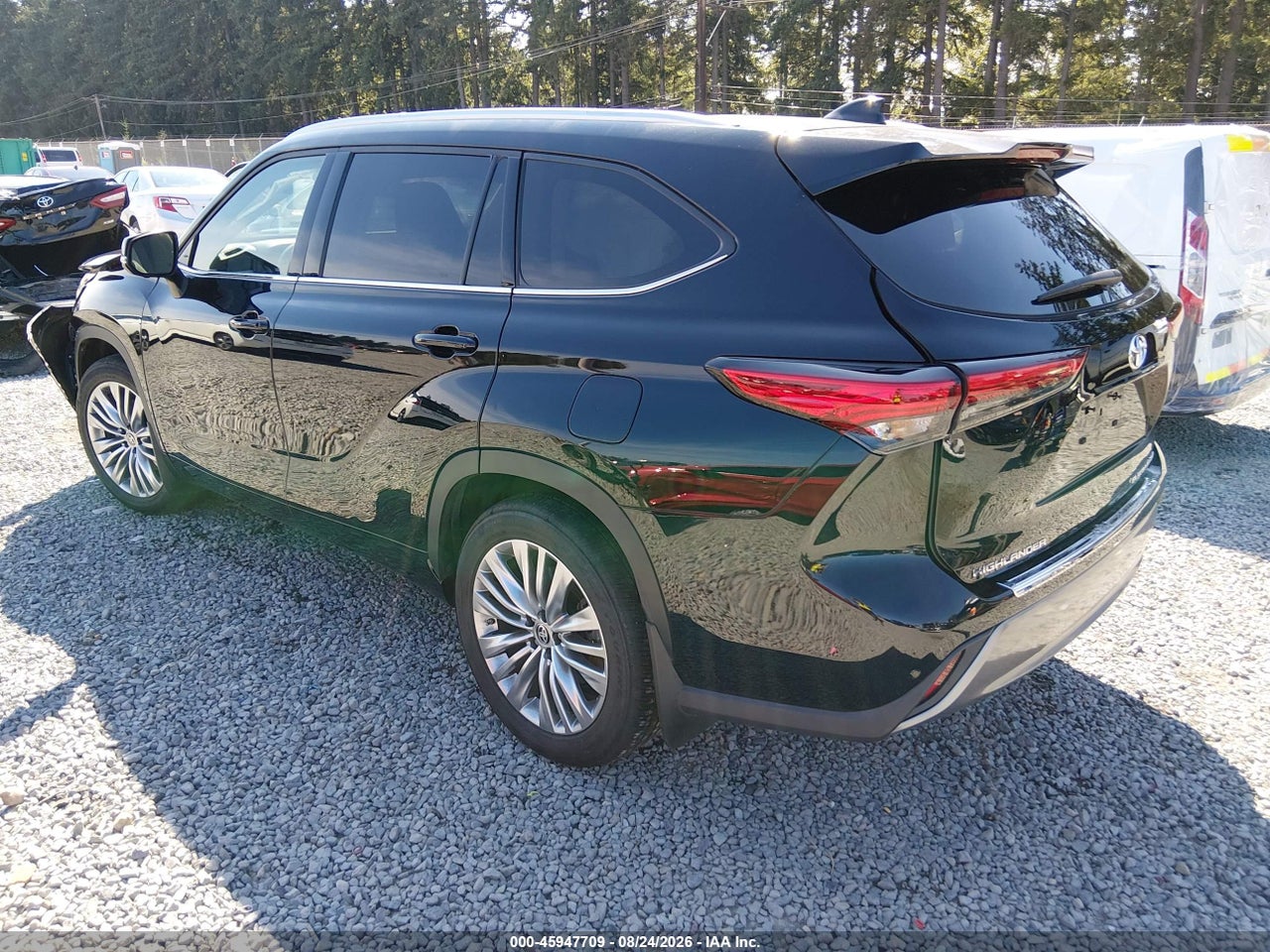 2023 TOYOTA HIGHLANDER PLATINUM · 3/11