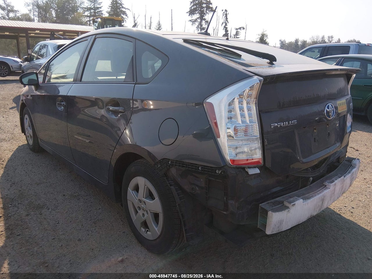 2011 TOYOTA PRIUS FOUR · 3/11