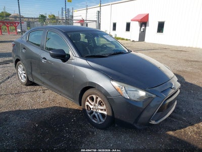2017 TOYOTA YARIS IA  