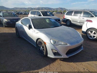 JF1ZNAA13D1****** · 2013 SCION FR-S