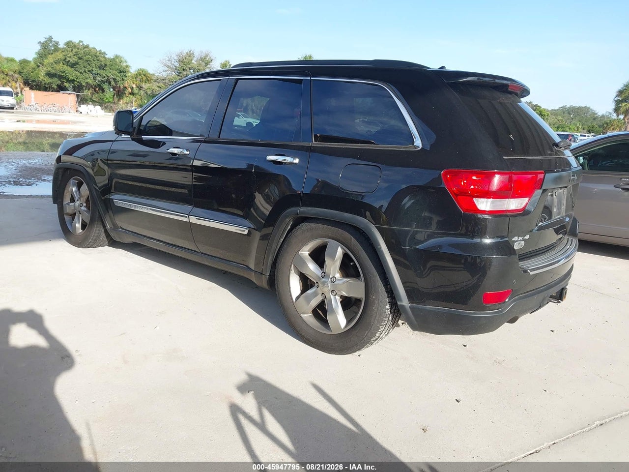 2012 JEEP GRAND CHEROKEE OVERLAND · 3/11