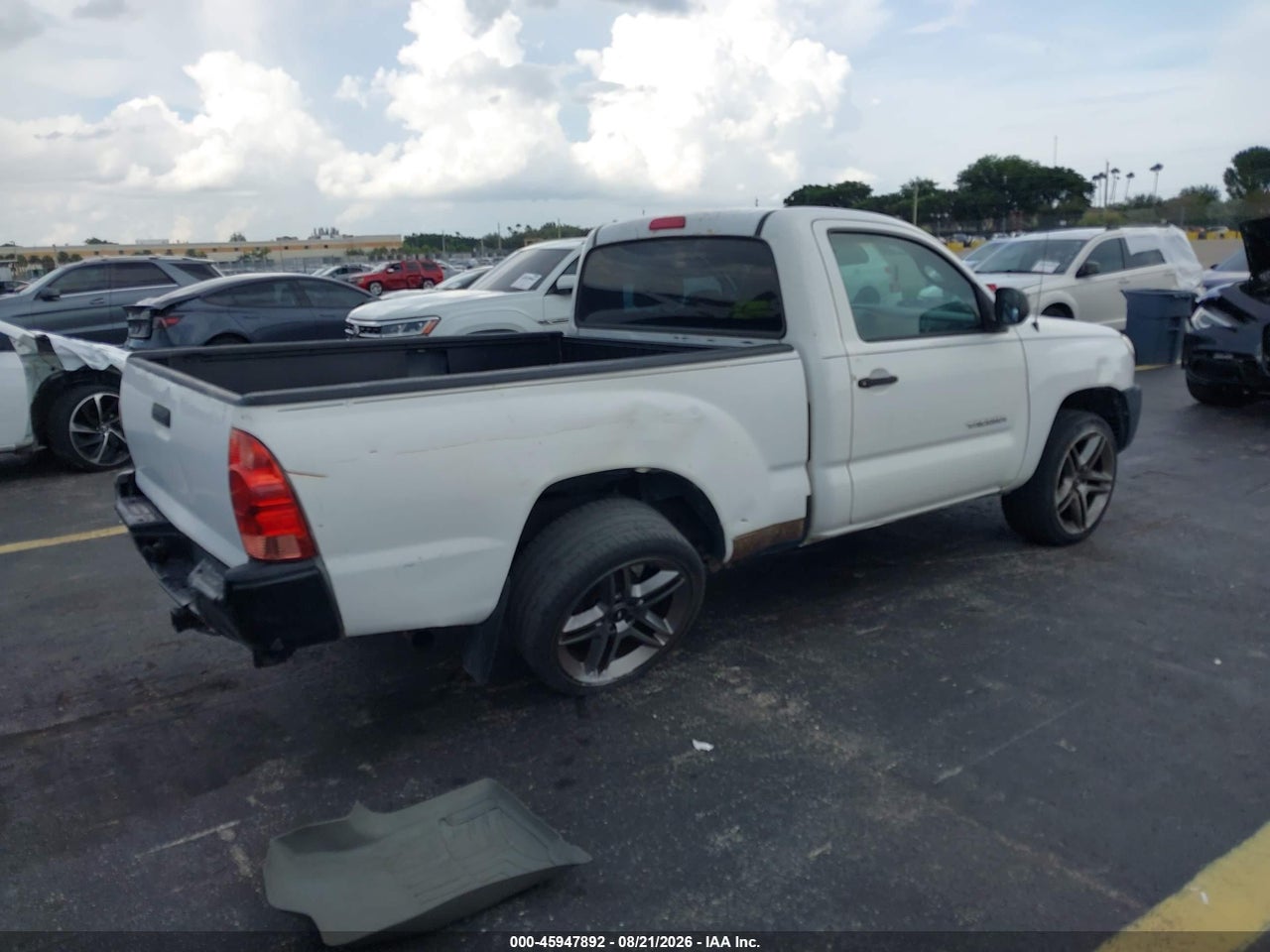 2009 TOYOTA TACOMA   · 4/10