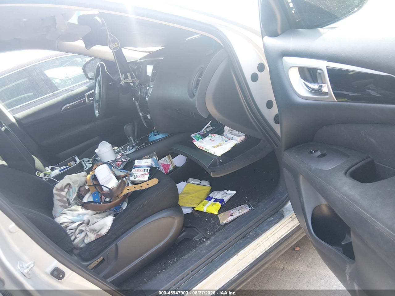 2015 NISSAN PATHFINDER S · 5/11