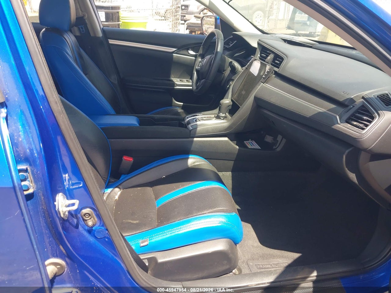 2021 HONDA CIVIC LX · 5/11