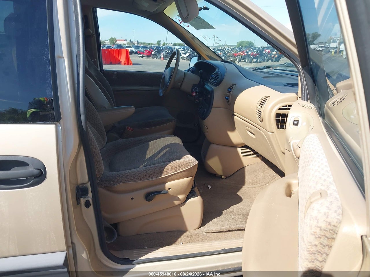1998 DODGE CARAVAN SE · 5/11