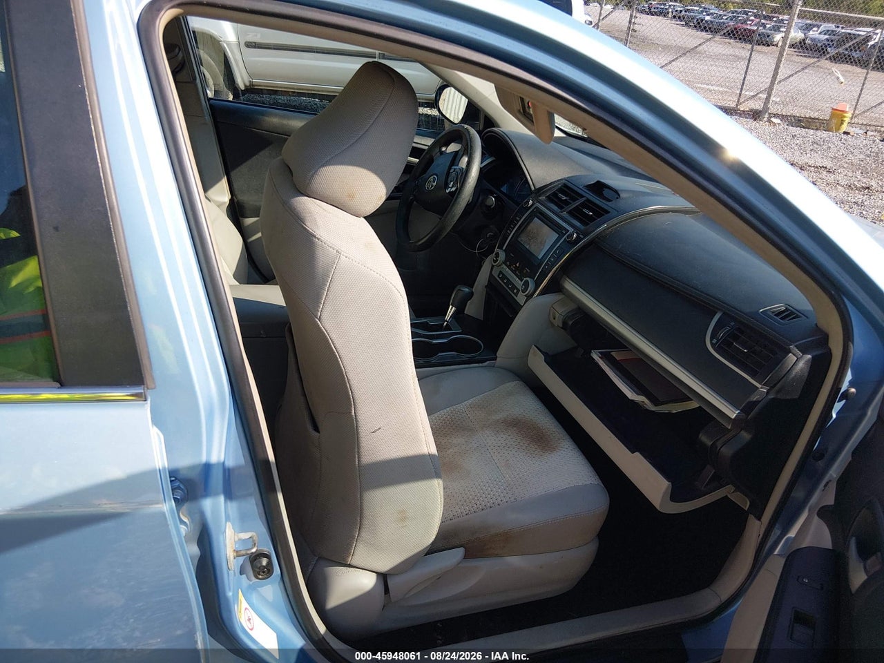 2012 TOYOTA CAMRY LE · 5/11