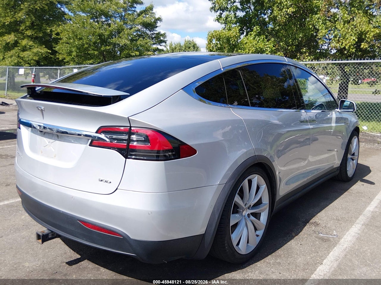 2016 TESLA MODEL X 60D/70D/75D/90D/P100D · 4/11