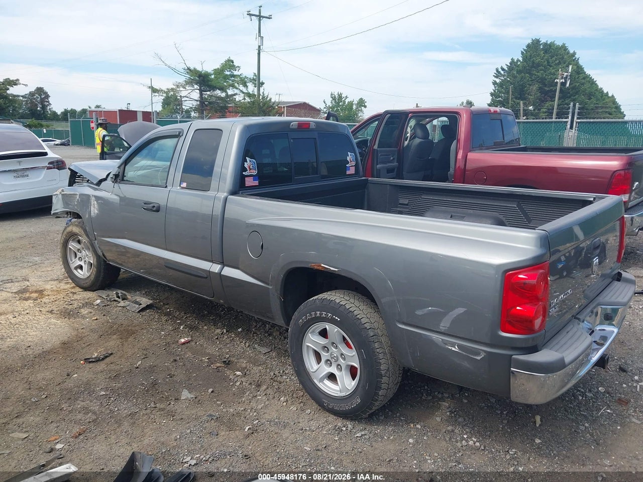 2005 DODGE DAKOTA SLT · 3/11