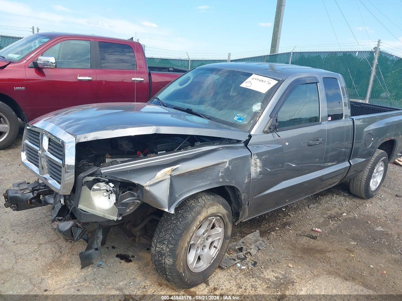 2005 DODGE DAKOTA SLT · 2/11