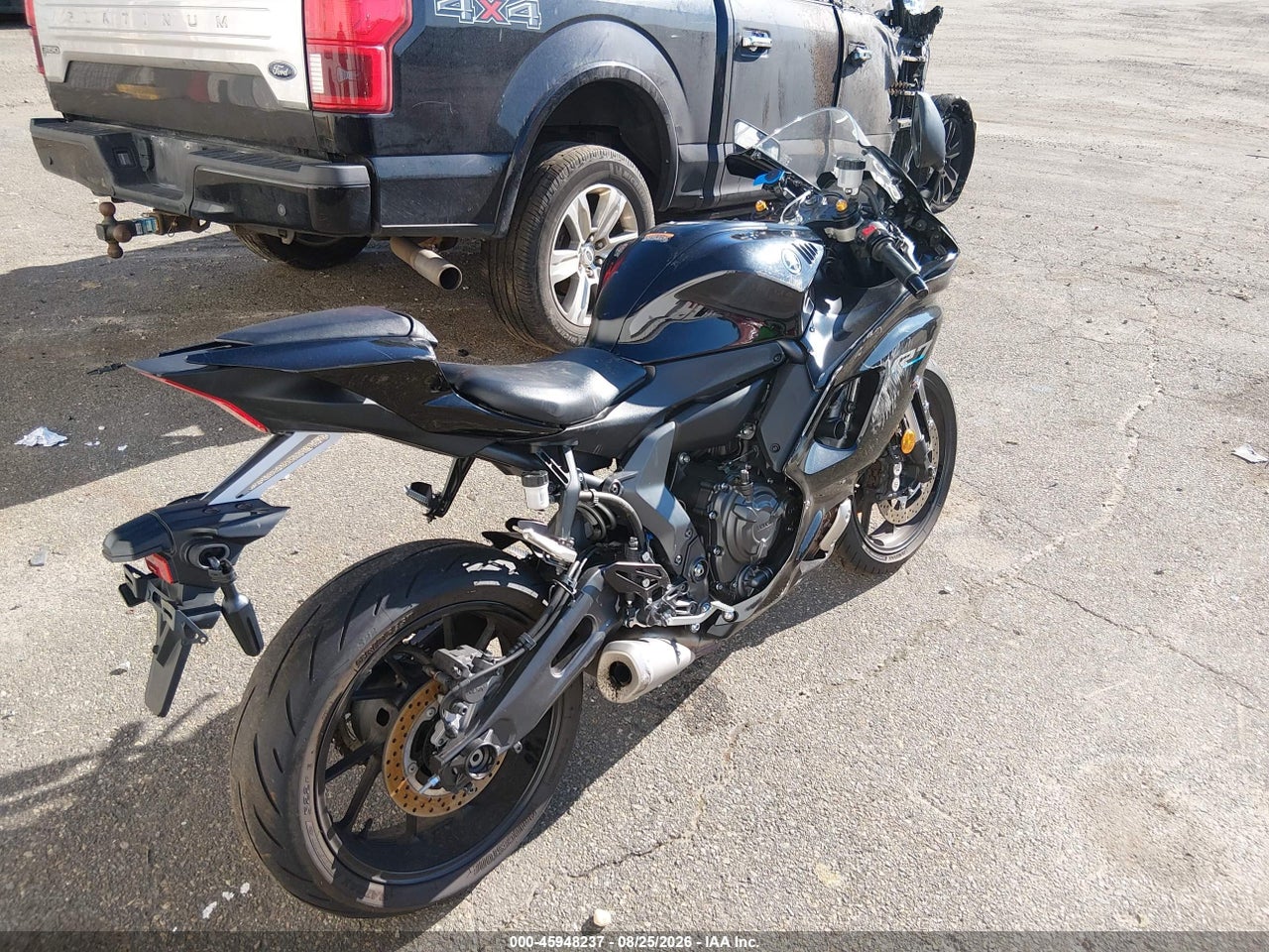 2023 YAMAHA YZFR7 · 3/11