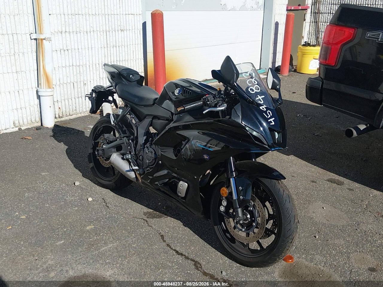 2023 YAMAHA YZFR7 · 2/11